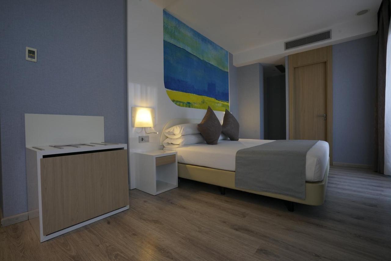 Az Vague D'or Hotel 4*