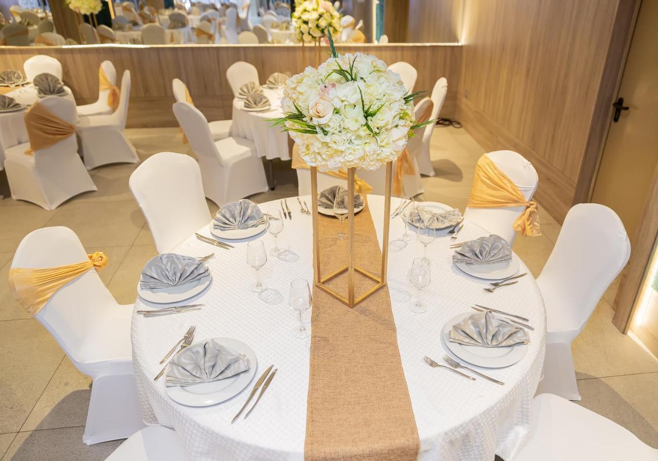 Az Vague D'or Hotel 4*